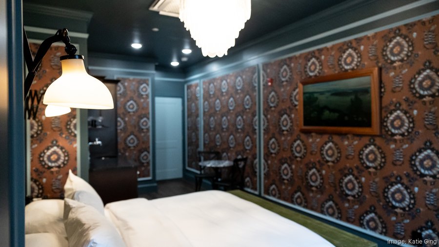 Gas Lamp Hotel Room