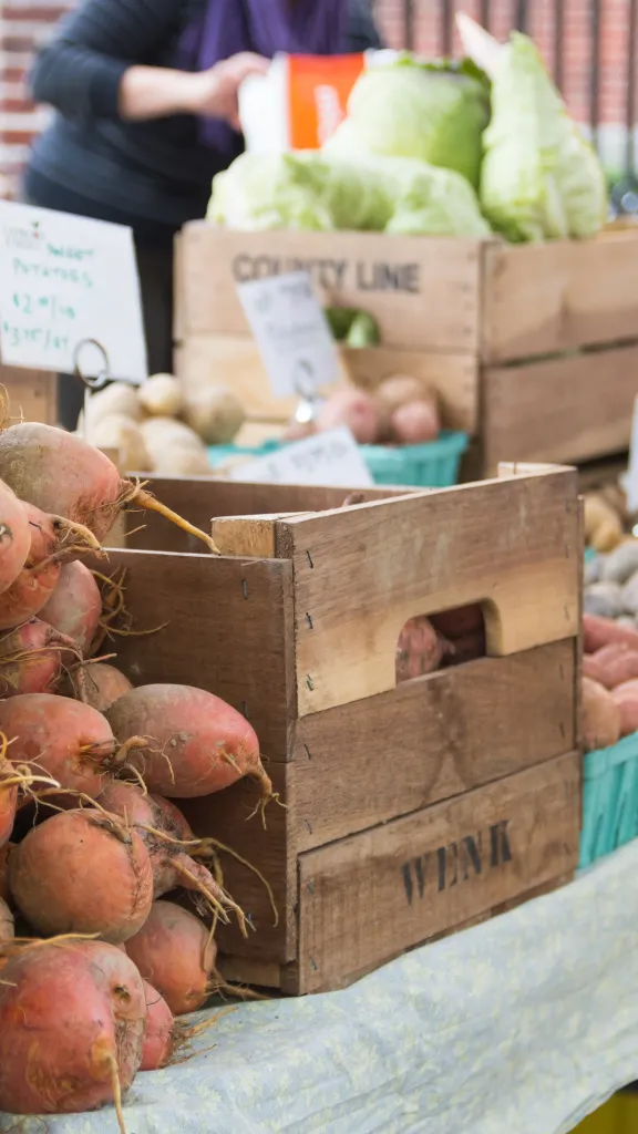 Produce display at the Farmers Market at Christ Church 