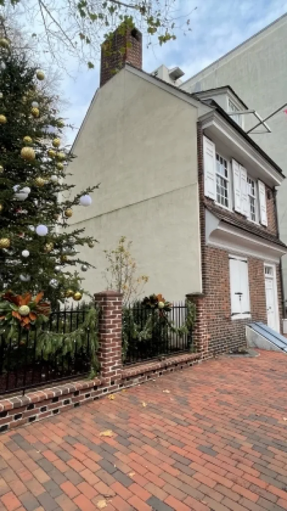Tree at Betsy Ross House
