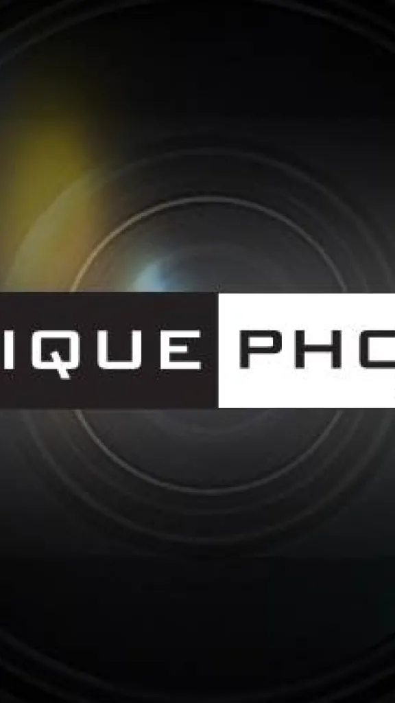 Unique Photo logo