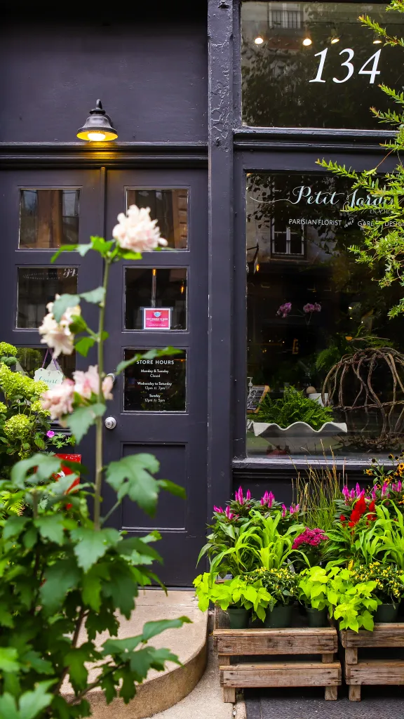 Exterior of Petit Jardin en Ville