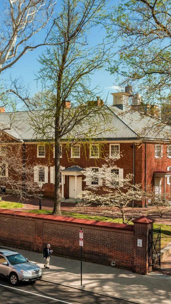 Exterior of Arch Street Meeting House in Old City, Philadelphia