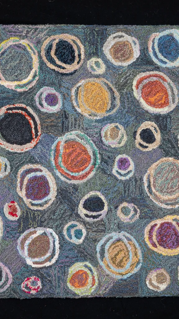 Rug with circle design
