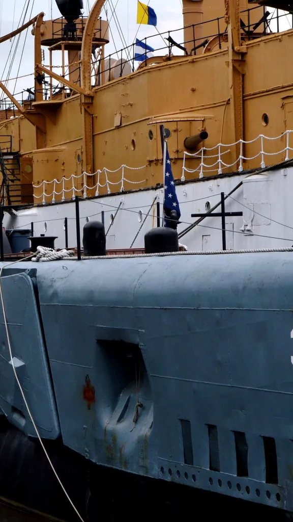  Cruiser Olympia and Submarine Becuna