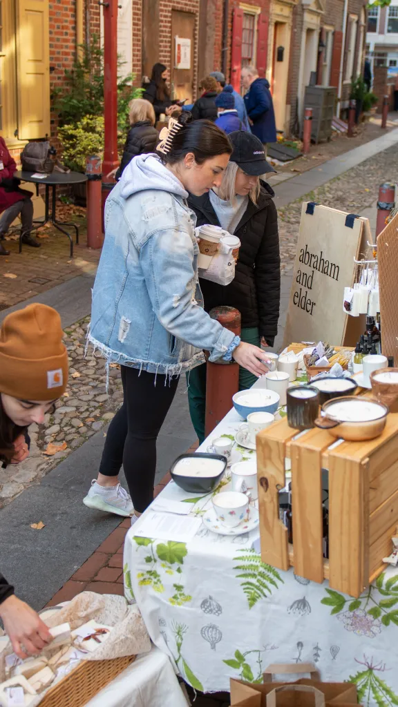 Shoppers at the Spring Market along Elfreth's Alley