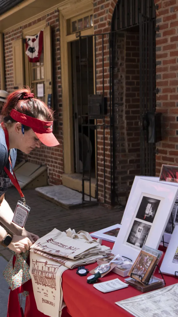 Fete Day at Elfreth's Alley