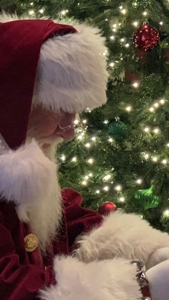 Brunch with Santa at The Olde Bar