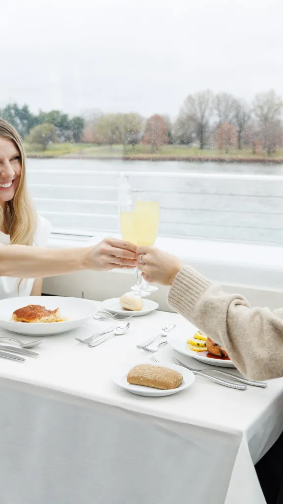 Philadelphia Signature Bottomless Mimosa Brunch Cruise