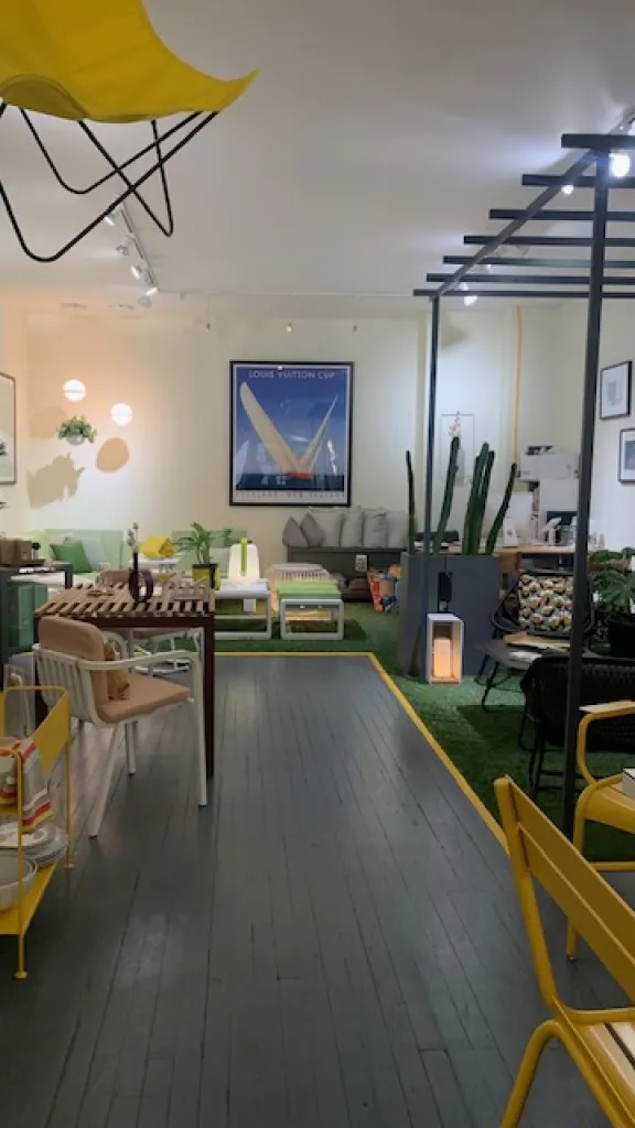 A Collection of Contemporary Photographers at Petit Jardin en Ville