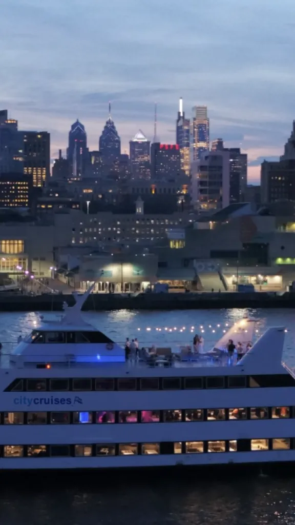 Philadelphia Signature Dinner Cruise