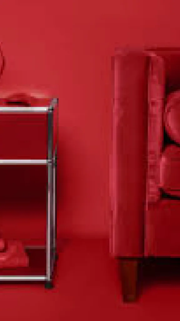 Love red roses, then you will LOVE red USM @MillesimeShowroom