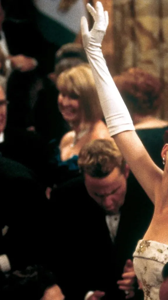 Princess Diaries movie still.