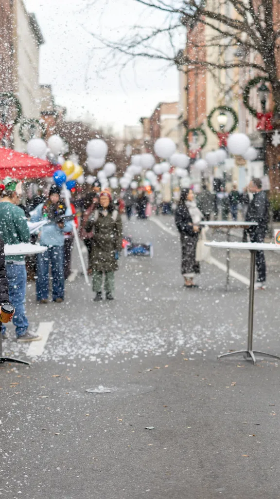 Celebrate the season in America’s most historic square mile with Historic Holidays in Old City! 