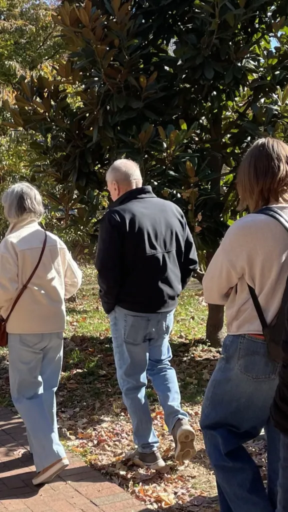 Historic District Tour with Guiding Basics