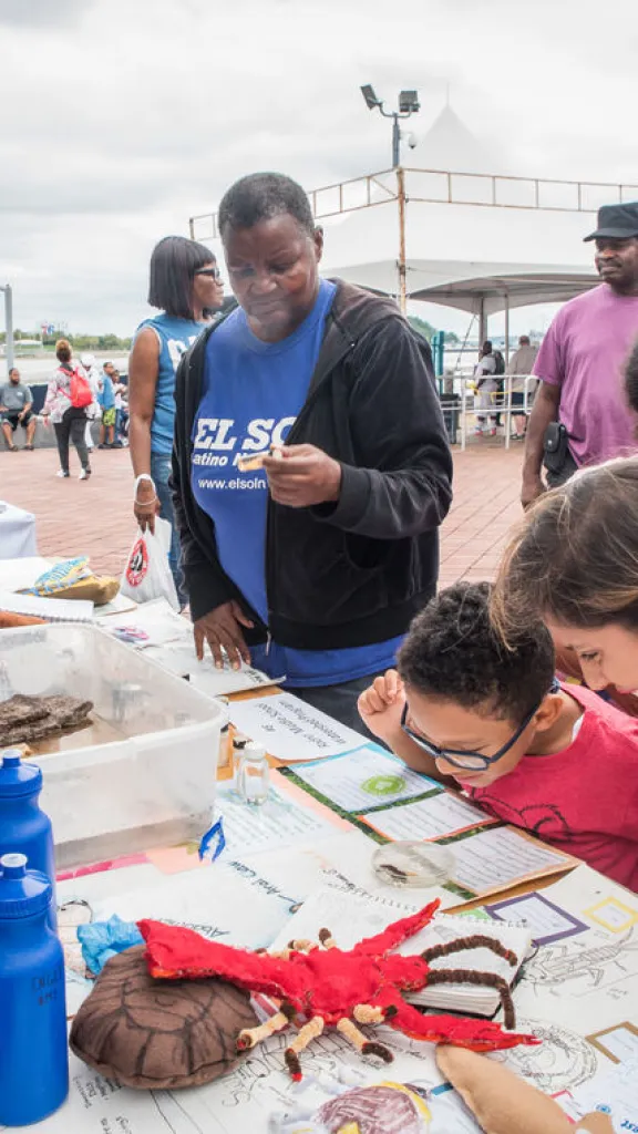 Craft table with families