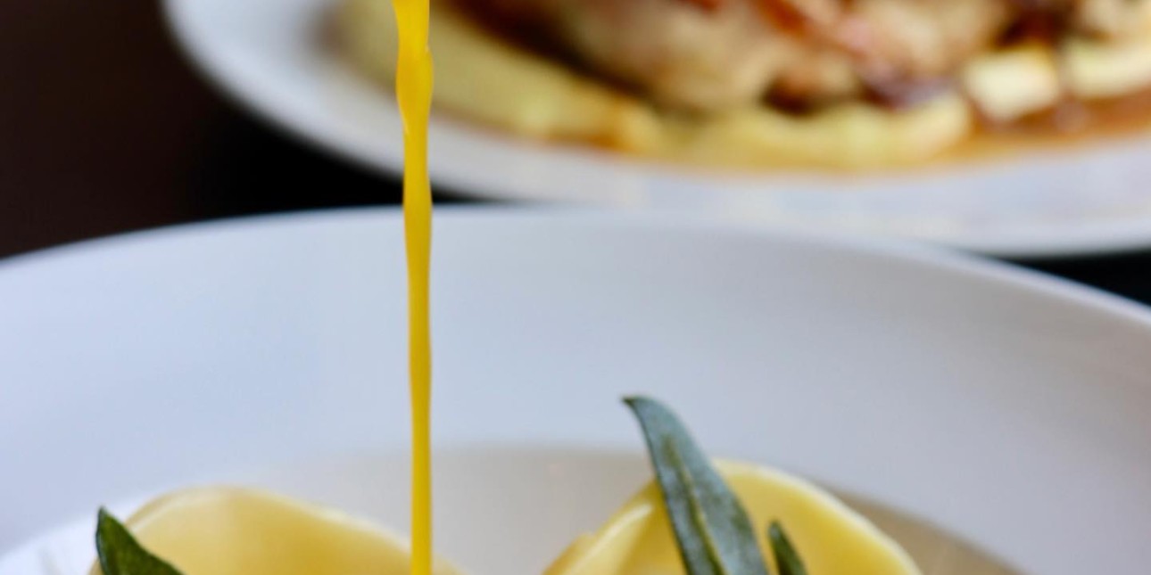 Panorama Wine Bar Old City District