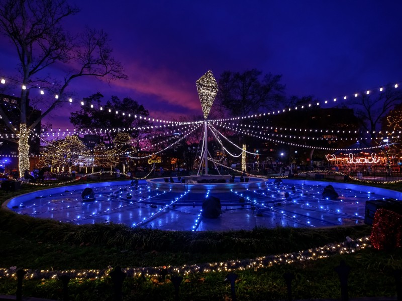 Winter in Franklin Square Electrical Spectacle Light Show