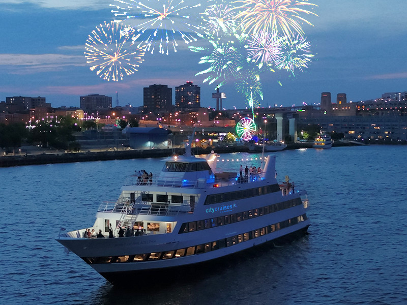 Philadelphia New Year's Eve Signature Dinner Cruise