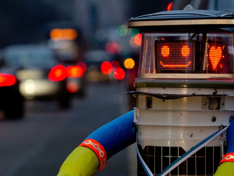 hitchBOT