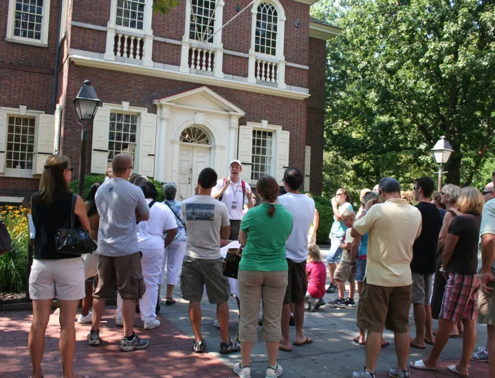 People on walking tour