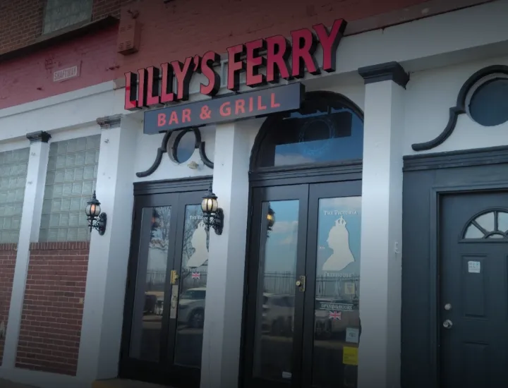 Outside Lilly's Ferry Restaurant