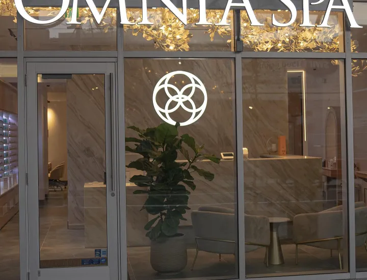 Omnia Spa storefront