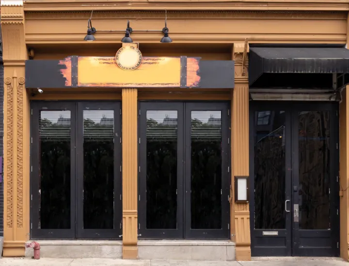 Retail (Condo) on 35 S 2nd Street with liquor license 